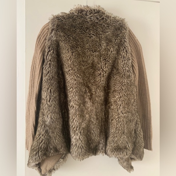 Zara Knitwear Cardigan - Picture 4 of 7